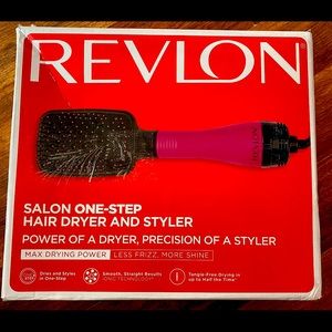 Revlon Salon One-Step Hair Dryer and Styler